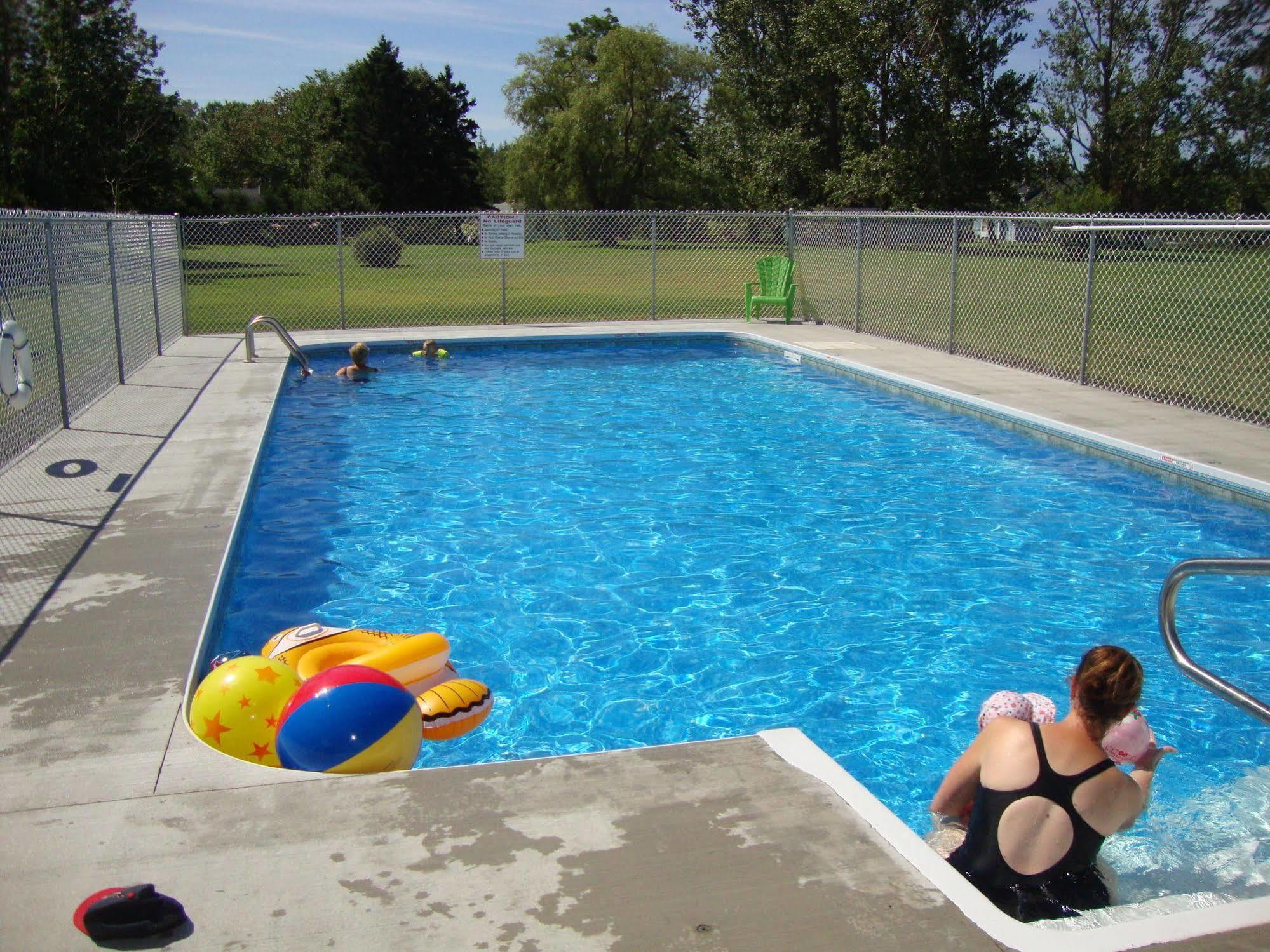 Annapolis Royal Inn & Suites ภายนอก รูปภาพ